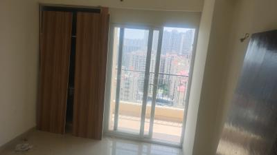 Bedroom Image of 1375 Sq.ft 3 BHK Apartment / Flat for sale in Amrapali Crystal Homes Phase 1, Sector 76 Noida for Rs. 17875000