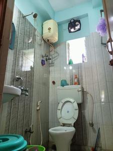 Bathroom Image of 950 Sq.ft 3 BHK Apartment / Flat for sale in Haltu Kolkata for Rs. 4000000