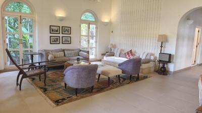 Living Room Image of 4000 Sq.ft 4 BHK Villa for sale in Siolim Goa for Rs. 140000000