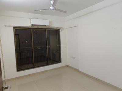 Bedroom Image of 1051 Sq.ft 2 BHK Apartment / Flat for rent in Rashi Tower, Goregaon East Mumbai for Rs. 65000