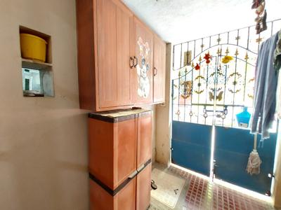 Balcony Image of 1600 Sq.ft 4 BHK Independent House for sale in Vyasarpadi Chennai for Rs. 17500000