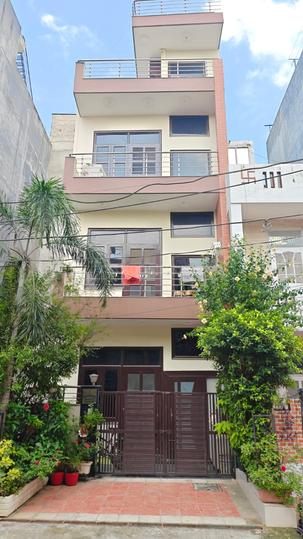 825 c sector 45 gurgaon Main Image 1