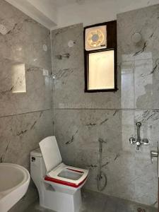 Bathroom Image of 600 Sq.ft 1 BHK Apartment / Flat for sale in Saket RWA, Saket New Delhi for Rs. 2000000