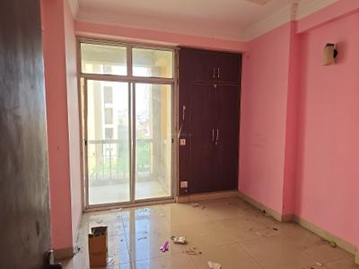 Bedroom Image of 1050 Sq.ft 2 BHK Apartment / Flat for rent in Mahagun Mascot, Crossings Republik Ghaziabad for Rs. 18000