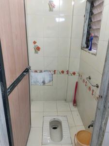 Common Bathroom Image of 1050 Sq.ft 2 BHK Apartment / Flat for rent in Kalpana Park, Airoli Navi Mumbai for Rs. 30000