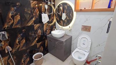 Bathroom Image of 4500 Sq.ft 4 BHK Independent House for sale in Ganeshpur Rahmanpur Lucknow for Rs. 19700000