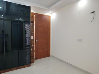 Bedroom Image of 1250 Sq.ft 3 BHK Apartment / Flat for rent in Chhattarpur New Delhi for Rs. 35000