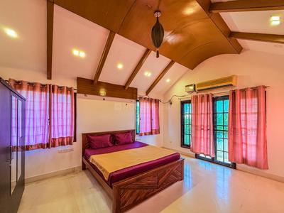 Bedroom Image of 6000 Sq.ft 5 BHK Independent House for rent in Panaiyur, Sholinganallur Chennai for Rs. 250000