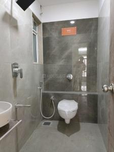 Bathroom Image of 607 Sq.ft 1 BHK Apartment / Flat for rent in Chandiwala Pearl Platinum, Jogeshwari West Mumbai for Rs. 40000