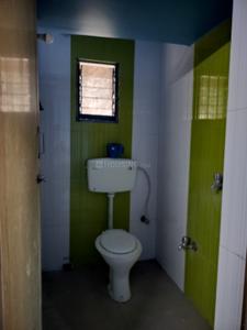 Bathroom Image of 1018 Sq.ft 2.5 BHK Apartment / Flat for sale in Keshtopur Kolkata for Rs. 4100000