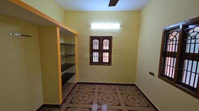 Bedroom Image of 750 Sq.ft 2 BHK Independent House for rent in Manaveli Puducherry for Rs. 7000