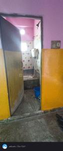 Bathroom Image of 750 Sq.ft 2 BHK Apartment / Flat for sale in Dum Dum Kolkata for Rs. 2500000
