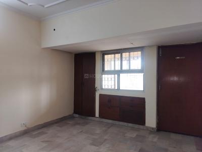 Bedroom Image of 1000 Sq.ft 2 BHK Apartment / Flat for sale in DDA Flats Sarita Vihar, Sarita Vihar New Delhi for Rs. 22500000