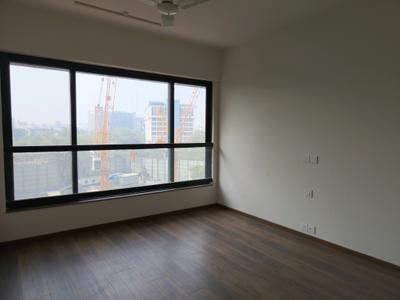 Bedroom Image of 1200 Sq.ft 3 BHK Apartment / Flat for sale in Kalpataru Magnus, Bandra East Mumbai for Rs. 61000000