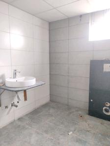 Common Bathroom Three Image of 4800 Sq.ft 4 BHK Apartment / Flat for sale in Green City Eutopia, BTM Layout Bengaluru for Rs. 52000418