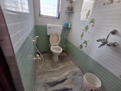 Bathroom Image of 1000 Sq.ft 3 BHK Apartment / Flat for sale in Keshtopur Kolkata for Rs. 4200000