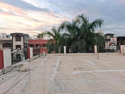 Terrace Image of 8000 Sq.ft 7 BHK Independent House for sale in Sector 55 Noida for Rs. 115000000