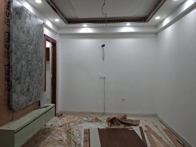 Living Room Image of 1500 Sq.ft 3 BHK Apartment / Flat for sale in Sector 72 Noida for Rs. 5400000