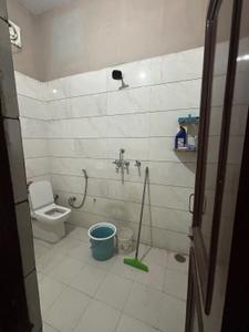 Bathroom Image of 1000 Sq.ft 1 BHK Builder Floor for rent in Baba Mastnath Nagar Rohtak for Rs. 9000