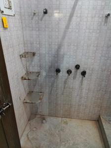 Bathroom Image of 900 Sq.ft 1 BHK Independent House for rent in Manoharpura Mathura for Rs. 8500