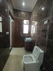 Image of 1750 Sq.ft 3 BHK Builder Floor for rent in Sector 122, Noida for Rs. 36000