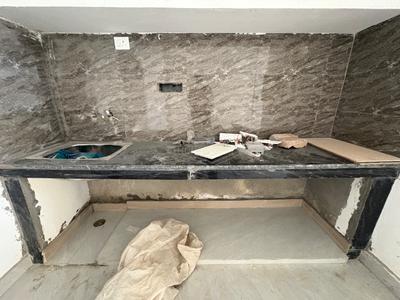 Kitchen Image of 500 Sq.ft 1 BHK Builder Floor for rent in Sector 110 Gurgaon for Rs. 9000