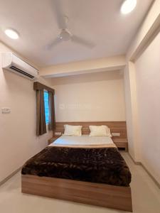 Bedroom Image of 1200 Sq.ft 2 BHK Apartment / Flat for rent in L I G Colony Indore for Rs. 22000