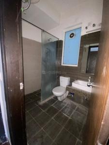 Bathroom Image of 1600 Sq.ft 3 BHK Apartment / Flat for sale in Umang Winter Hills, Sector 77 Gurgaon for Rs. 17000000