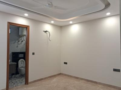 Bedroom Image of 1980 Sq.ft 3 BHK Builder Floor for sale in Mansarover Garden New Delhi for Rs. 35000000