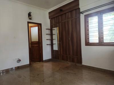 Bedroom Image of 3800 Sq.ft 3 BHK Apartment / Flat for rent in RMV Extension Stage 2 Bengaluru for Rs. 64000