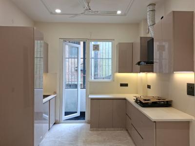 Kitchen Image of 1200 Sq.ft 3 BHK Builder Floor for rent in Paschim Vihar New Delhi for Rs. 55000