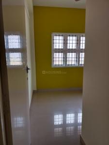 Hall Image of 800 Sq.ft 2 BHK Apartment / Flat for rent in Nungambakkam Chennai for Rs. 35000