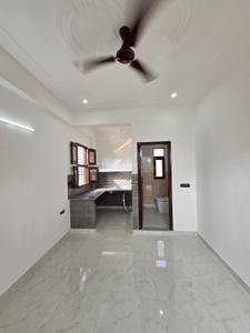 Bedroom Image of 372 Sq.ft 1 RK Apartment / Flat for rent in Sector 70 Noida for Rs. 11999