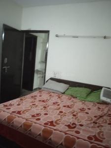 Bedroom Image of 1500 Sq.ft 3 BHK Apartment / Flat for sale in Madhur Apartment, Paschim Vihar New Delhi for Rs. 16500000