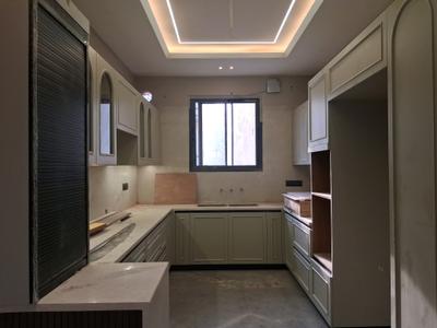 Kitchen Image of 1650 Sq.ft 3 BHK Builder Floor for sale in Paschim Vihar New Delhi for Rs. 36000000
