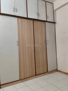Bedroom Image of 1100 Sq.ft 2 BHK Apartment / Flat for rent in Naranpura Ahmedabad for Rs. 22000