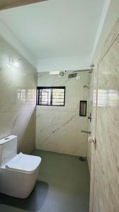 Bathroom Image of 850 Sq.ft 2 BHK Apartment / Flat for rent in Perinthalmanna Malappuram for Rs. 17000