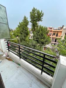 Balcony Image of 750 Sq.ft 2 BHK Apartment / Flat for rent in DDA LIG Apartment Pitampura, Pitampura New Delhi for Rs. 18000