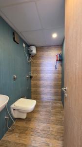 Bathroom Image of 630 Sq.ft 2 BHK Apartment / Flat for sale in Lodha Crown Kolshet Tower 3, Thane West Thane for Rs. 10500000