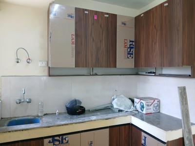 Kitchen Image of 350 Sq.ft 1 BHK Apartment / Flat for rent in Pyramid Infinity, Sector 70A Gurgaon for Rs. 20000