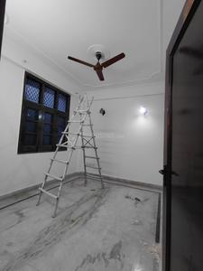 Hall Image of 2500 Sq.ft 2.5 BHK Independent House for rent in Sector 50 Noida for Rs. 35000
