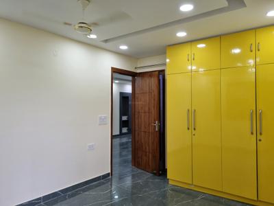 Bedroom Image of 1550 Sq.ft 3 BHK Apartment / Flat for rent in Janakpuri New Delhi for Rs. 47000