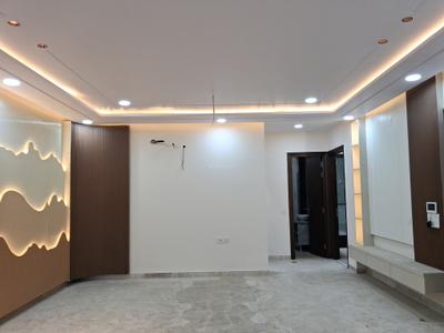 Living Room Image of 2250 Sq.ft 4 BHK Builder Floor for sale in Paschim Vihar New Delhi for Rs. 45000000