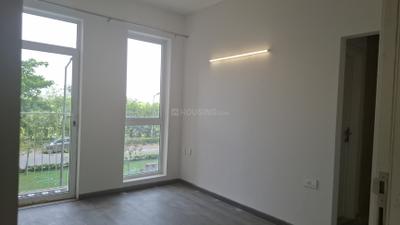 Bedroom Image of 2300 Sq.ft 3 BHK Builder Floor for rent in Ireo The Corridors, Sector 67 Gurgaon for Rs. 60000