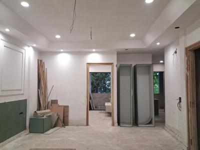 Living Room Image of 1350 Sq.ft 3 BHK Builder Floor for sale in Paschim Vihar New Delhi for Rs. 27000000