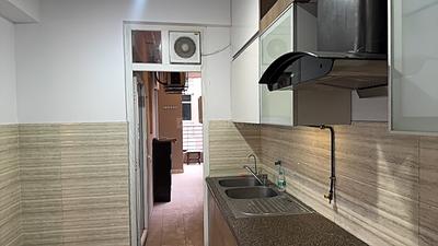 Kitchen Image of 1620 Sq.ft 3 BHK Apartment / Flat for rent in ABA Cleo County, Sector 121 Noida for Rs. 58000