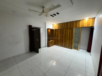 Bedroom Image of 1300 Sq.ft 3 BHK Independent House for rent in Bhawrasla Indore for Rs. 18000