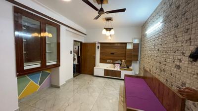 Living Room Image of 1600 Sq.ft 3 BHK Apartment / Flat for rent in Kasturi Nagar Bengaluru for Rs. 57000