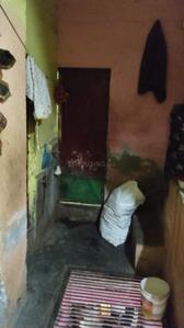Bathroom Image of 297 Sq.ft 1 BHK Independent House for sale in Shakti Nagar New Delhi for Rs. 3500000