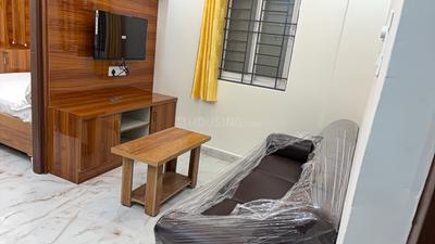 Living Room Image of 600 Sq.ft 1 BHK Apartment / Flat for rent in S.G. Palya Bengaluru for Rs. 24999